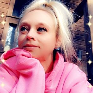 Meet your Posher, Annette